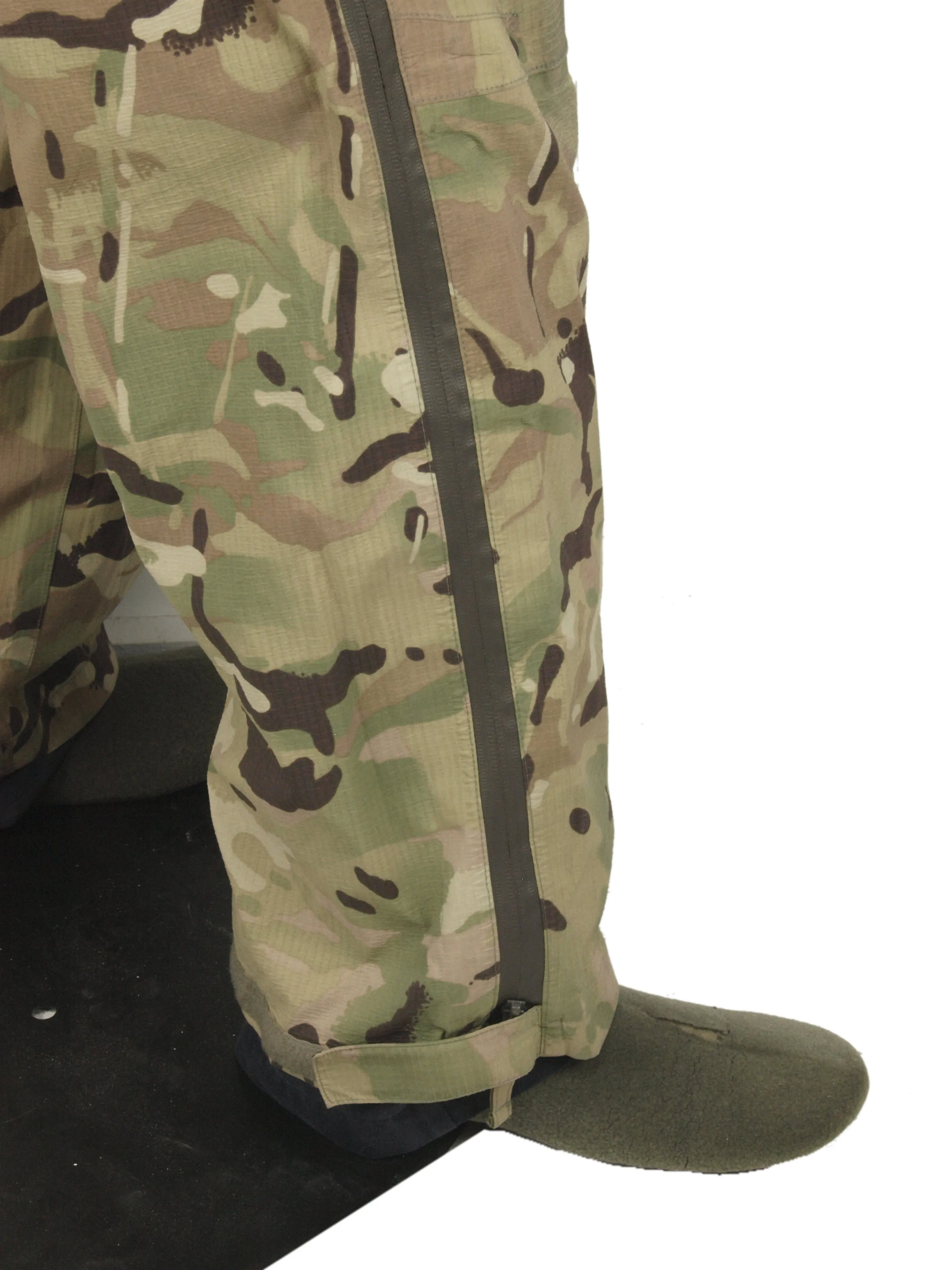 British Army Gore-Tex Lightweight Rip-Stop Trousers – MTP Camo - DISTRESSED RANGE