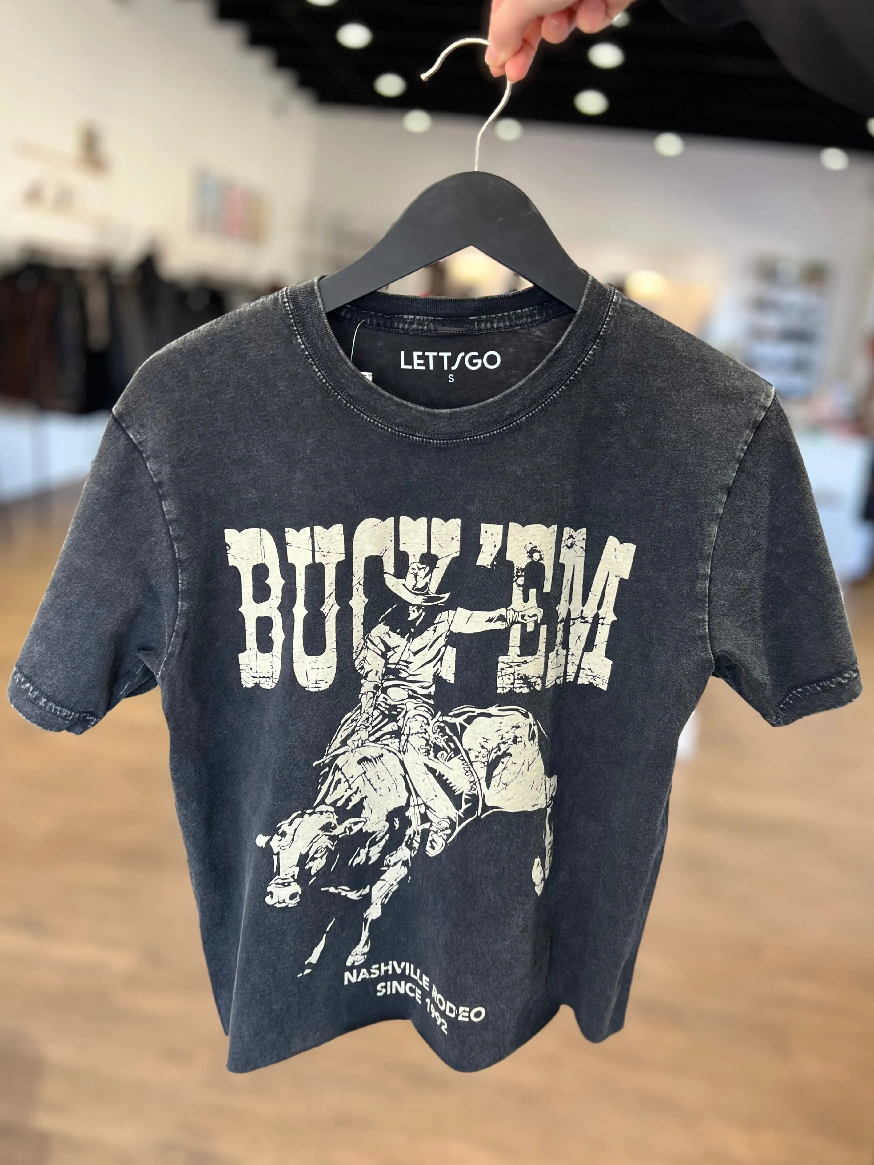 Buck 'Em Crop Tee