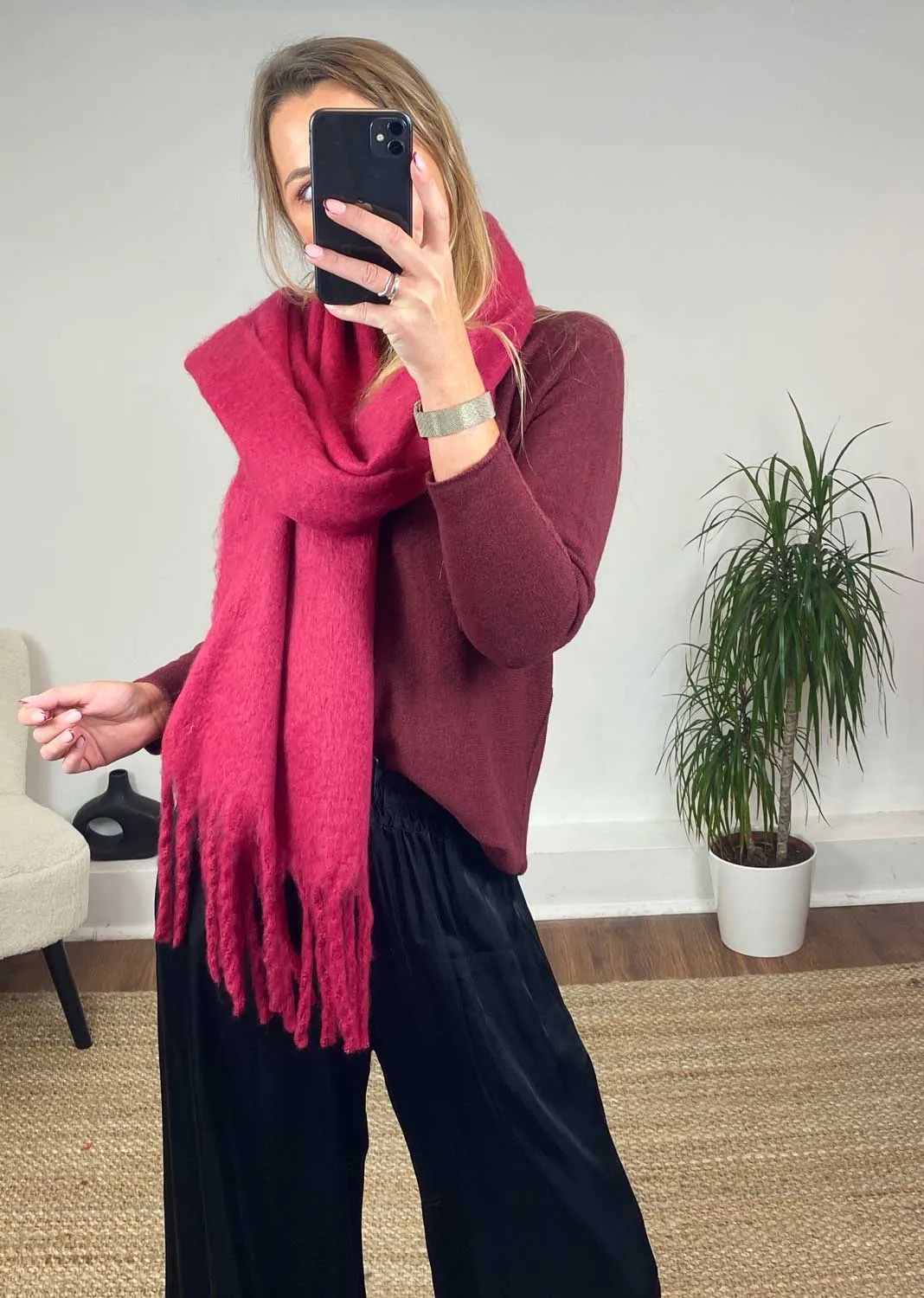 Lorna V Neck Jumper in Burgundy