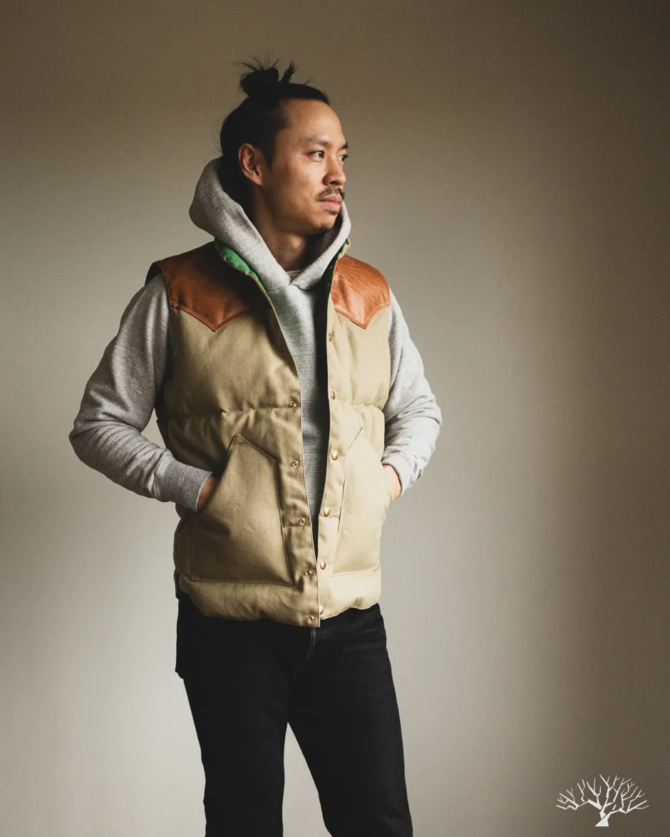 Lot 2223 - Rocky Mountain x Warehouse Canvas Down Vest - Beige