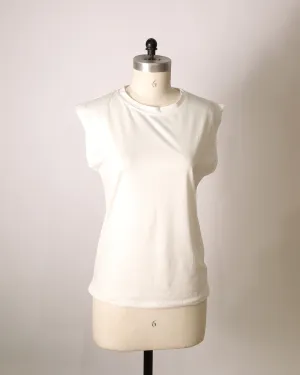 Round Neck Sleeveless T-Shirt