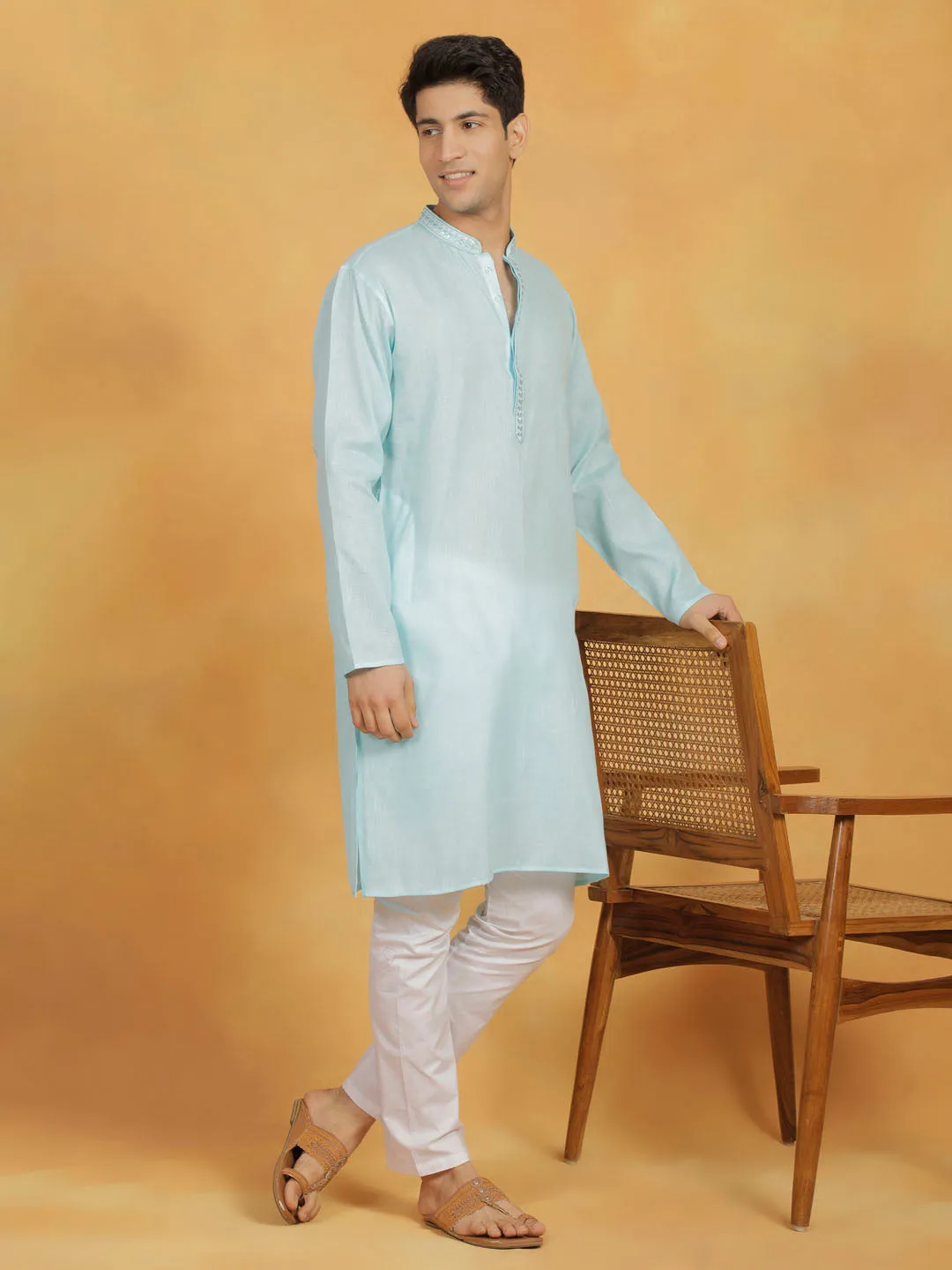 VASTRAMAY Aqua & White Cotton Kurta Pyjama