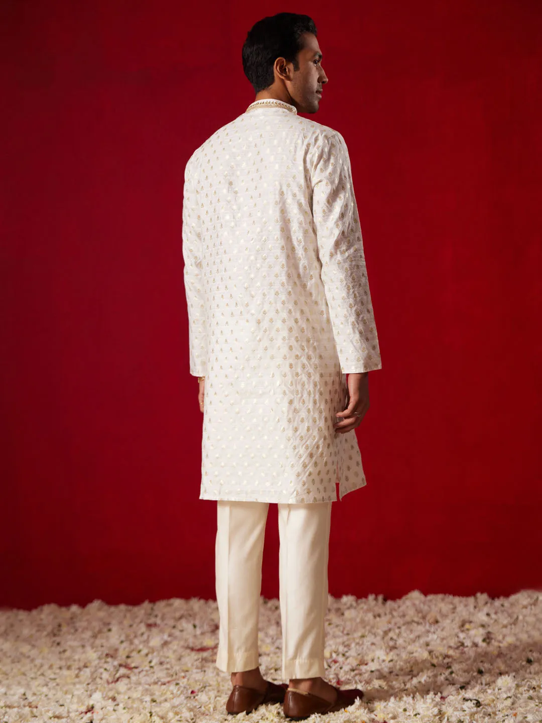 VASTRAMAY Cream Silk Jacquard Kurta Set